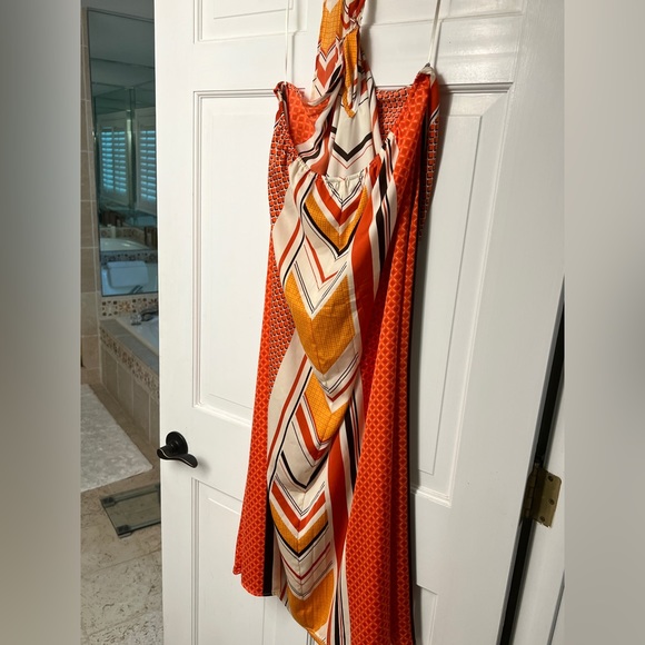 Sale!!! NWT- Banana Republic Factory halter twist dress: Dune Red size M - Picture 4 of 8